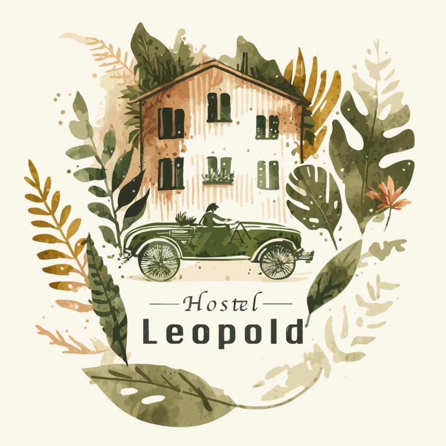 Leopold Chillout Hostel SJJ Buitenkant foto