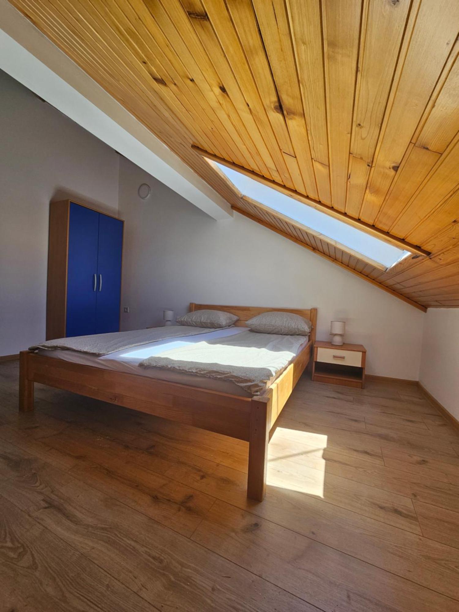 Leopold Chillout Hostel SJJ Buitenkant foto